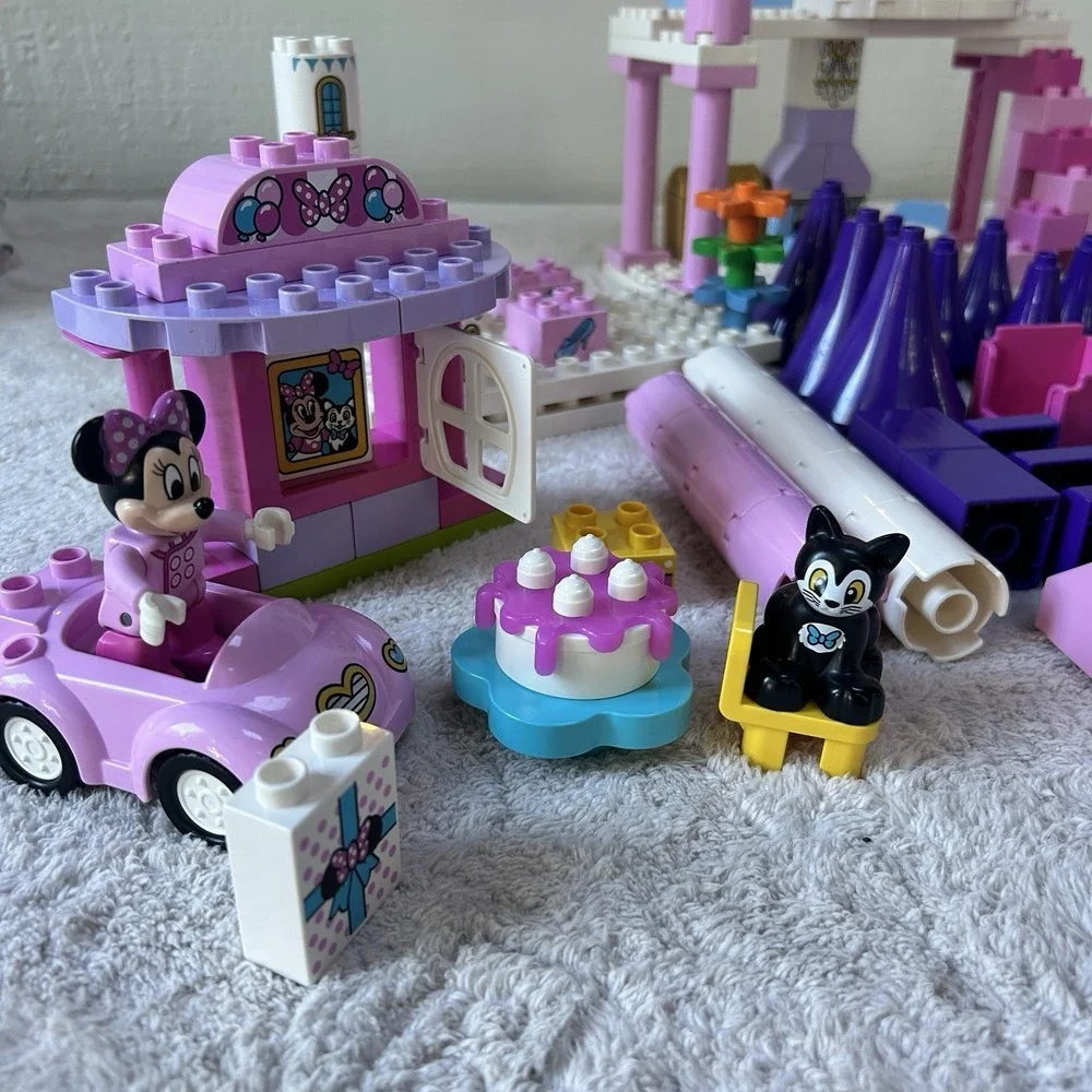 Lego Duplo Sets #6154 Disney Cinderella Castle #10873 Minnie &10595 Sofia READ